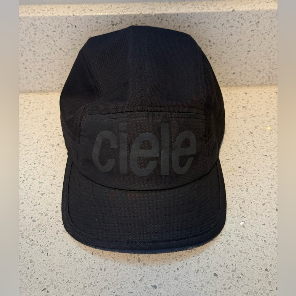 Ciele ALZCap Running Hat - 56.5cm - Black